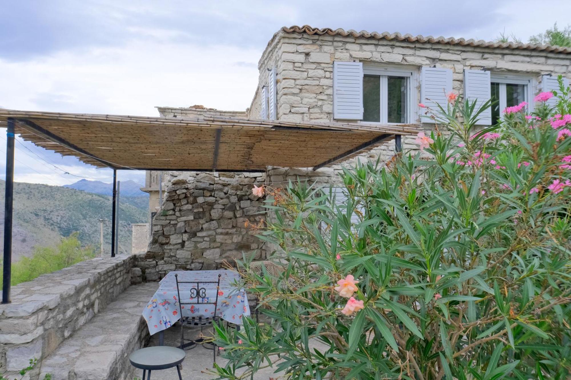 Les Villas De Qëparo Exteriér fotografie