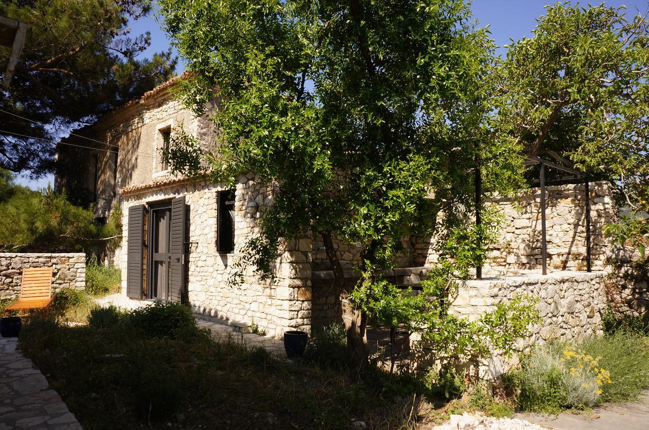 Les Villas De Qëparo Exteriér fotografie